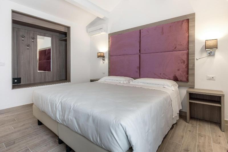 Apollo Guest House Florence Exterior photo