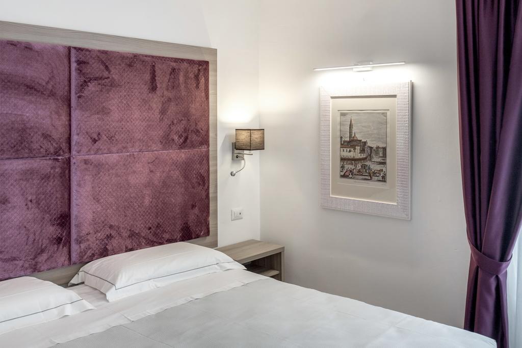 Apollo Guest House Florence Exterior photo