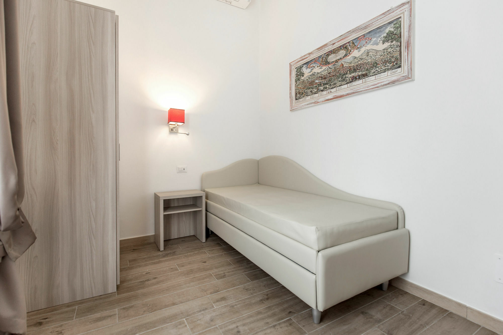 Apollo Guest House Florence Exterior photo