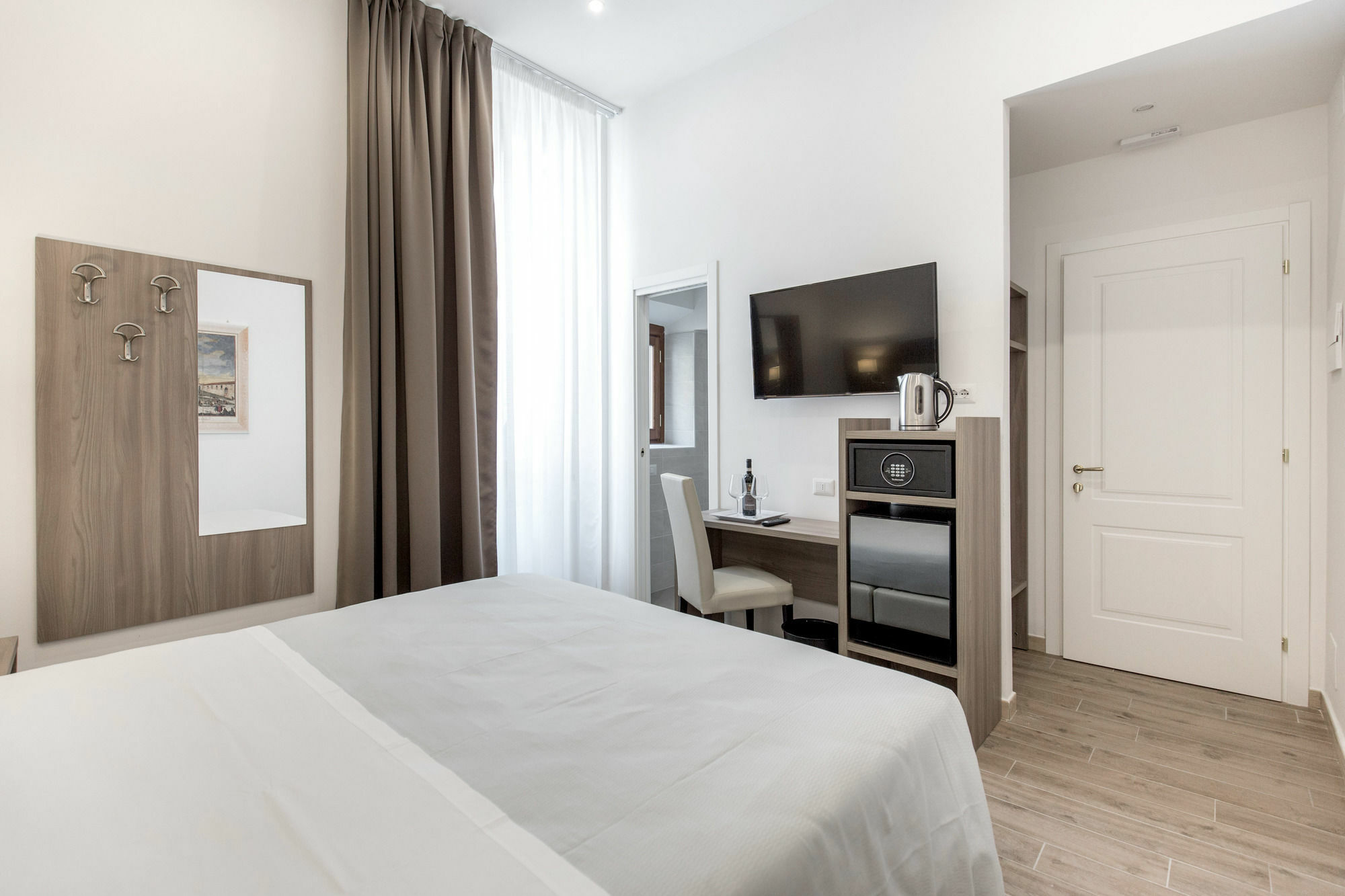 Apollo Guest House Florence Exterior photo